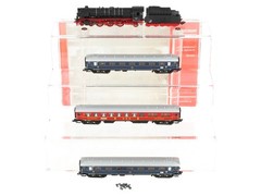 Fleischmann 781004 N DB “Gambrinus” Steam Locomotive & Passenger Car (Set of 4)