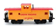 Bachmann HO Scale Loco & Caboose Combo Union Pacific 866 Untested