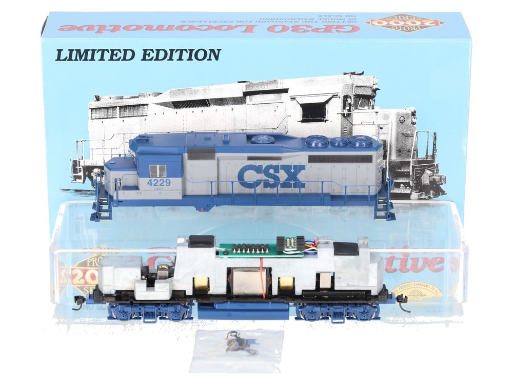 Proto 2000 23082 HO Scale CSX GP30 Powered Diesel Locomotive #4229 LN/Box