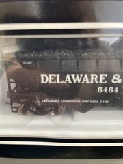 Atlas HO Trainman Delaware & Hudson Coal Car #6464 (with Coal) 2 Bay Offset NOS