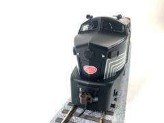 HO Bachmann 61803 NYC Baldwin RF-16 Shark Nose diesel unmarked (DCC)