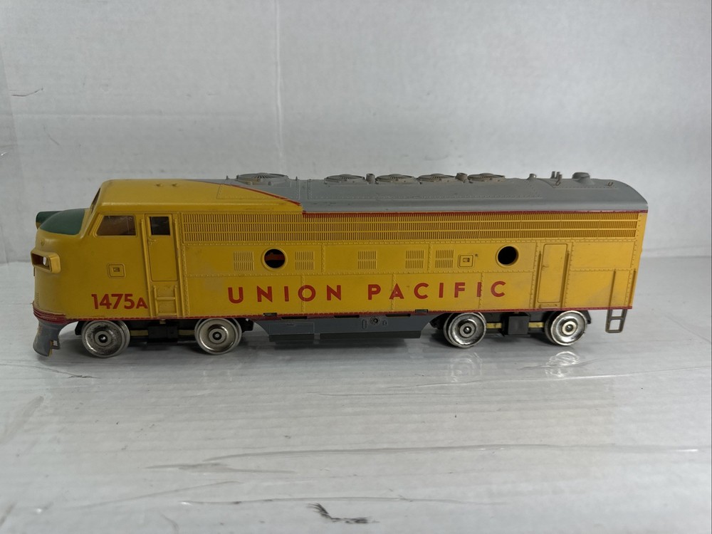 Atlas O Gauge 2 Rail F3 Union Pacific Diesel Locomotive #1475 For Train Set