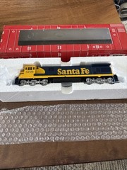 ATLAS MODEL RAILROAD SANTA FE ROAD #8706 HO SCALE LOCOMOTIVE U36C #8501 NIB