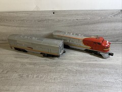 Lionel O Gauge #2243 Santa Fe Diesel Locomotive F3B Untested Parts Of Repair