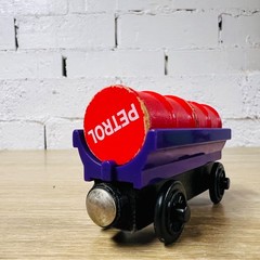 Red Barrel Purple Car – Thomas The Tank Engine & Friends Wooden Railway Trains