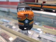 Ho Scale Lifelike Proto 2000 FA2 Great Northern #278A (2) #279A Diesel Engine