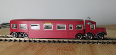 Marklin 3124 HO gauge Micheline Type 11 railcar in red livery