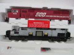 PROTO 2000 # 30160 ~ SOO SD60M POWERED LOCOMOTIVE # 6058 WITH DCC PLUG~HO SCALE