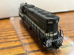 Atlas N Scale Southern Railway #2506 EMD SD-24 Diesel Engine DCC 54490 NIB