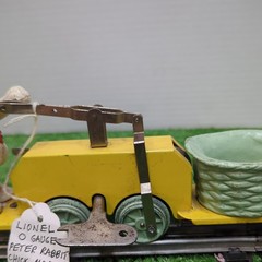 Lionel Prewar Peter Rabbit Chick Mobile. Works!! Excellent condition!