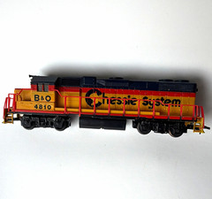 Athearn HO 1:87 Chessie System B&O 4810 Diesel Locomotive DC Analog