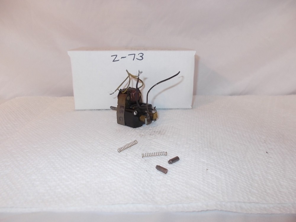 AMERICAN FLYER MOTOR WORKS! FITS , 283, 300,312, 322 ETC RUNS GREAT LOT #Z-73