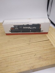 Southern Pacific Mini Locomotive #9725 Southern Pacific locomotive New