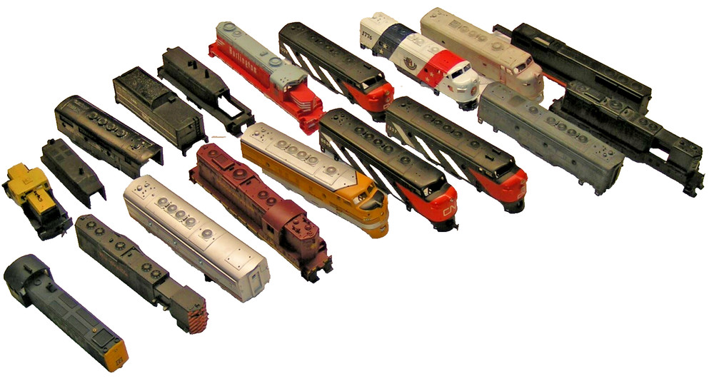 19- Assorted HO Scale Locomotive Shells All 19 For One Price sold as is