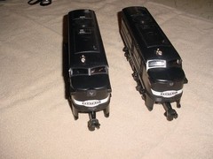 Lionel NEW YORK CENTRAL # 8909 + #8908 A Alco Diesel Engine & Non-Powered 0-027