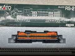 GREAT NORTHERN – ALCO RS-2 ROAD SWITCHER LOCO DC/DCC Ready HO Scale NEW KATO OOP