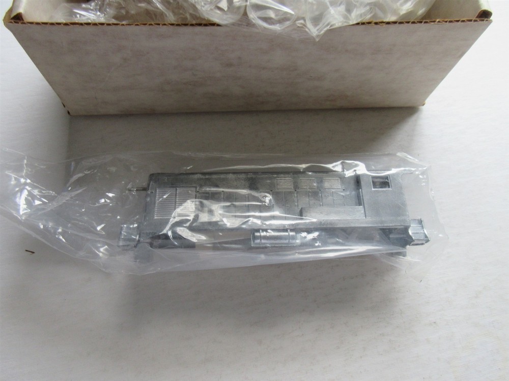 Vintage Cary Locomotive Works FM H-10-44/H-12-440 Metal Body Kit for Athearn NOS