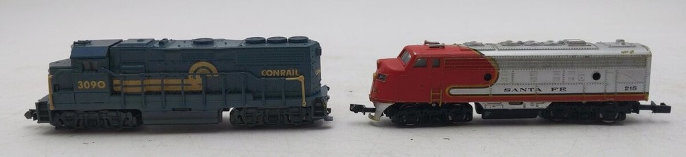 Bachmann N Scale Assorted Diesel locomotives #3090,215 [2] EX