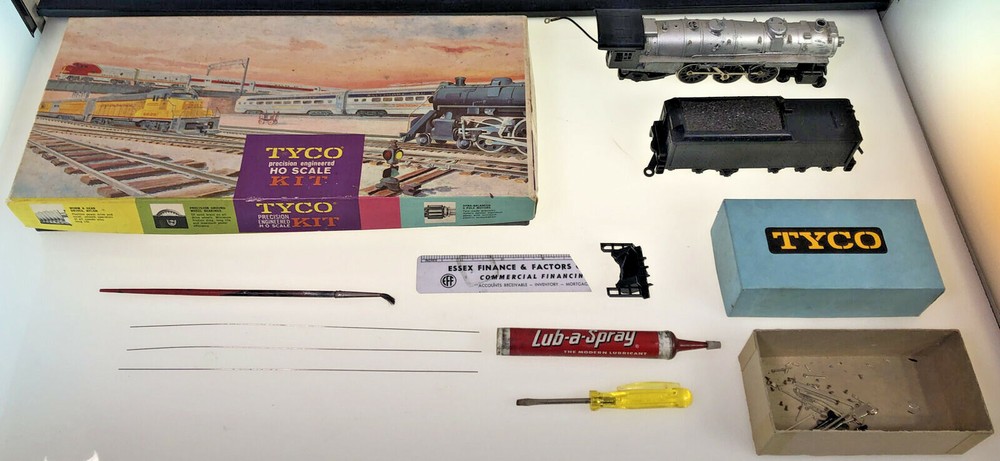 Tyco 212 1500 HO Scale Locomotive and Tender Kit