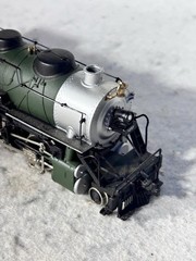 Beautiful Bachman Great Northern RR 2-8-2 Mikado Loco/Smoke HO