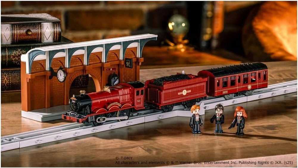 Plarail Harry Potter Hogwarts Express Train Model Toy Set Takara Tomy 2025