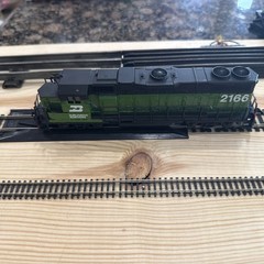 Life-Like 2166 Burlington Northern Diesel Locomotive BN #2166 HO Dummy Exec Cond