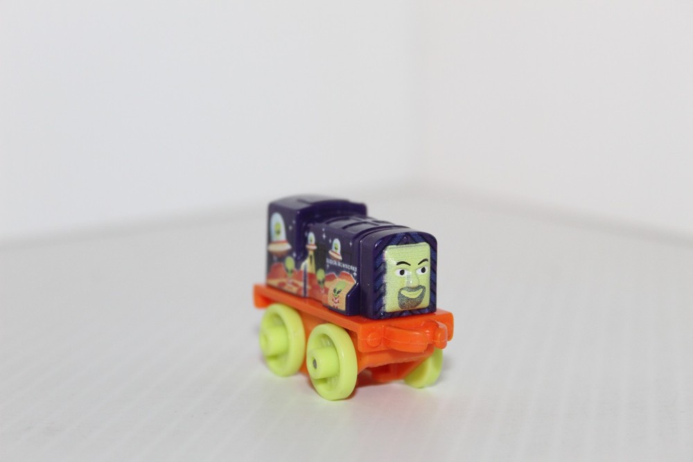 Thomas & Friends Minis Bert Alien Theme Space Purple Orange Green Toy Train 2018
