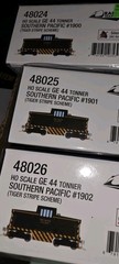 Rapido HO Southern Pacific 44-Tonner SP #1900, 1902 Tiger Stripe DC NIB