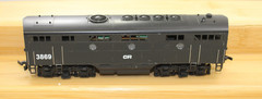 HO Gauge – MRC Platinum Series , Conrail, F-7B, #3869, Powered
