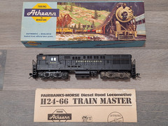 ⭐ ATHEARN 4305 HO SCALE PENNSYLVANIA PRR H24-66 TRAINMASTER LOCOMOTIVE #8703 ⭐