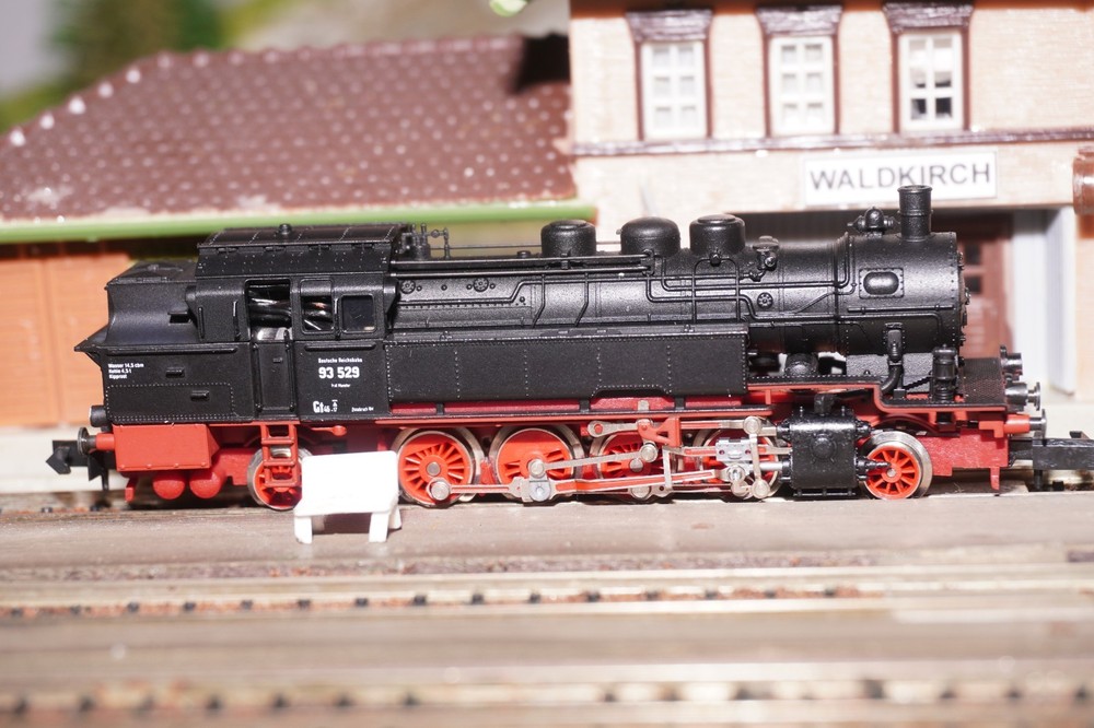 Arnold BR 93 DRG Digital Steam Locomotive Tender Locomotive N 1:160 Black