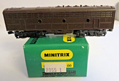 N Scale Minitrix Undecorated F7B New Old Stock Unpowered Knuckle Couplers
