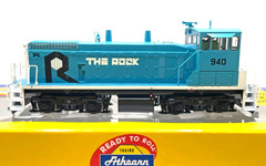 HO ATHEARN 96676 SW1500 ROCK ISLAND # 940 THE ROCK DCC QUICK PLUG EQUIPPED