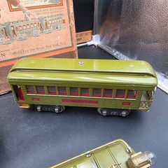 Lionel Standard Gauge Outfit 347 Olive & Red Outfit Set w BOX! UNTESTED