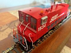 SOO LINE MP15ac SWITCH LOCO- DCC/TSUNAMI SOUND INTERIOR HO Scale -“GENESIS” NEW