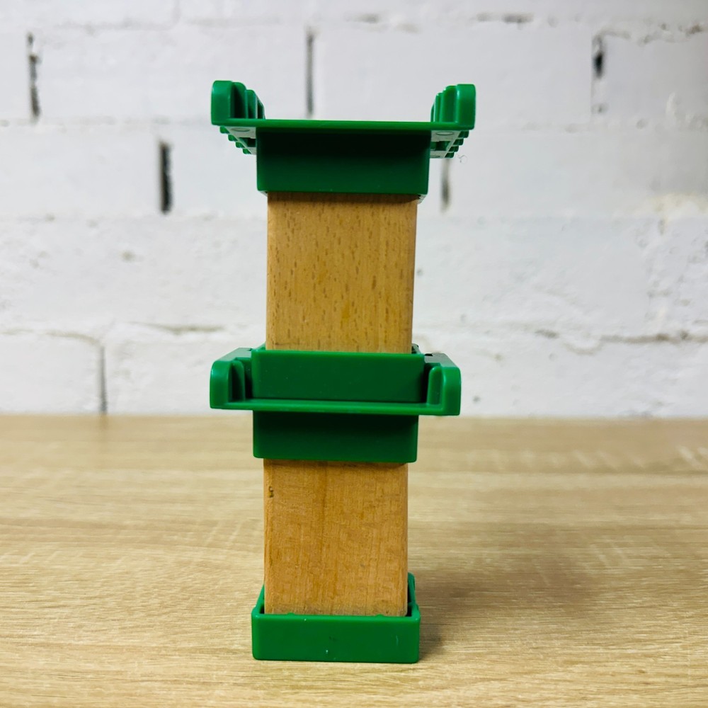 Green Track Riser x2 – Thomas The Tank Engine & Friends Wooden Railway Trains