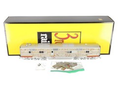 Sunset Models O Scale 2-Rail Plastic Santa Fe E5/6 B Unit Diesel Locomotive/Box