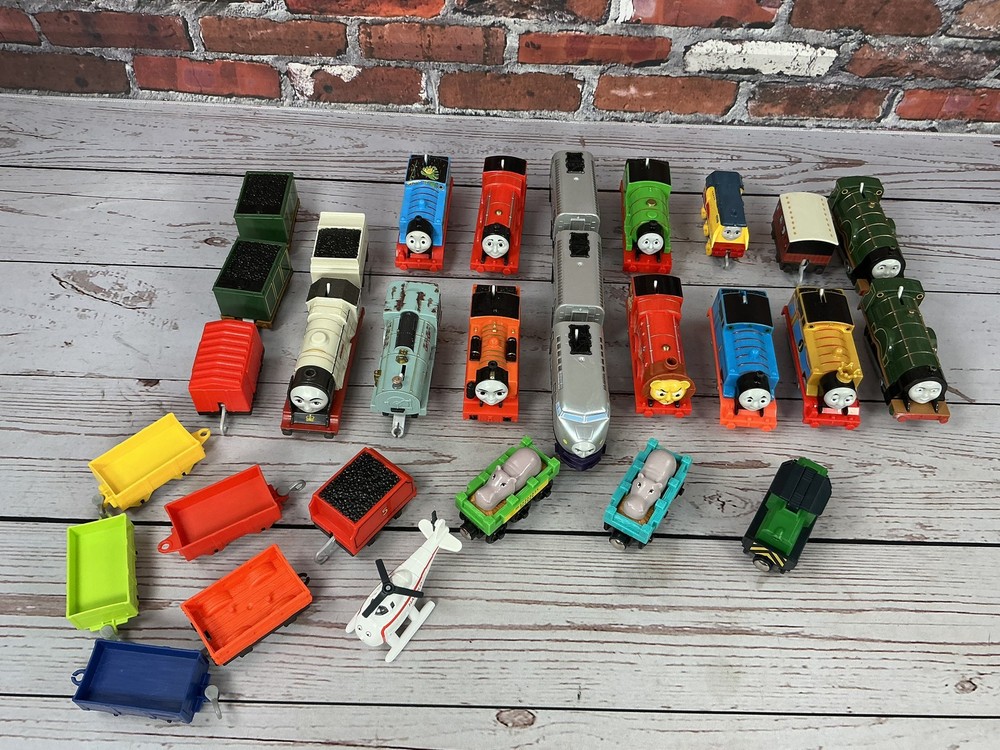 Large Lot Thomas & Friends TrackMaster & Push Along Trains Engines Cars