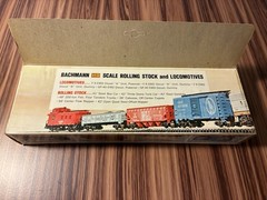 Vintage Bachmann HO Scale Penn Central Diesel Locomotive 4201 W/ Original Box