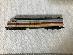 Life-Like N scale Lackawanna #817 EMD E8 Diesel Locomotive 7185