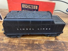 Lionel 2136ws Post War Set, 675 Engine with extra pullman car