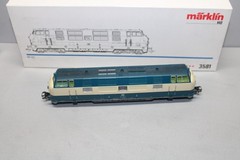 Märklin 3581 Diesel Locomotive Series 221 118-3 DB Blue/Beige H0 Scale Original Packaging