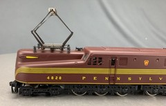 HO IHC Mehano GG1 Electric Locomotive PRR #4828 Tuscan 5 Stripe LNIB! HO8594