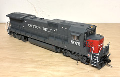 O 2-rail SP SSW #8076 GE 8-40B Diesel, DC – 2 Rail Atlas O – Excellent