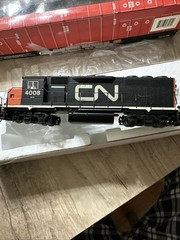 ATLAS HO SCALE #8905 GP-40 CANADIAN NATIONAL #4008