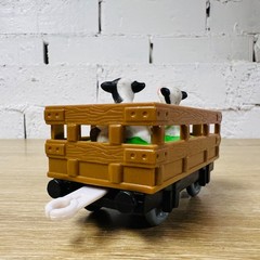 Brown Farm Animal Cart with Cows – Thomas & Friends Trackmaster TOMY Trains