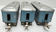 LIONEL PREWAR O-GAUGE 262 LOCOMOTIVE & TENDER WITH 609/609/611 PASSENGER CARS