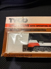 Tyco 251-28 GG-1 Electric Locomotive New Haven 6611 HO Scale Power Torque HO VGC