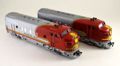 Vintage Marklin 3060 / 4060 F7 Duo Santa Fe Powered and Dummy