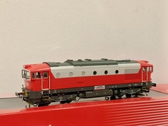 RIVAROSSI HO Art. HR 2929 HUPAC Locomotive D 753 Light Red Gray Livery